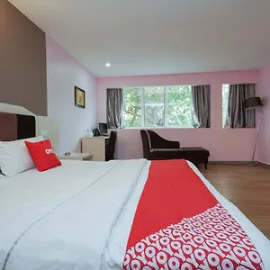 *** Hotel Capital O 89919 Hari Hari Malaysia