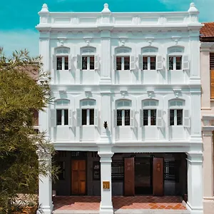 88 Armenian **** George Town